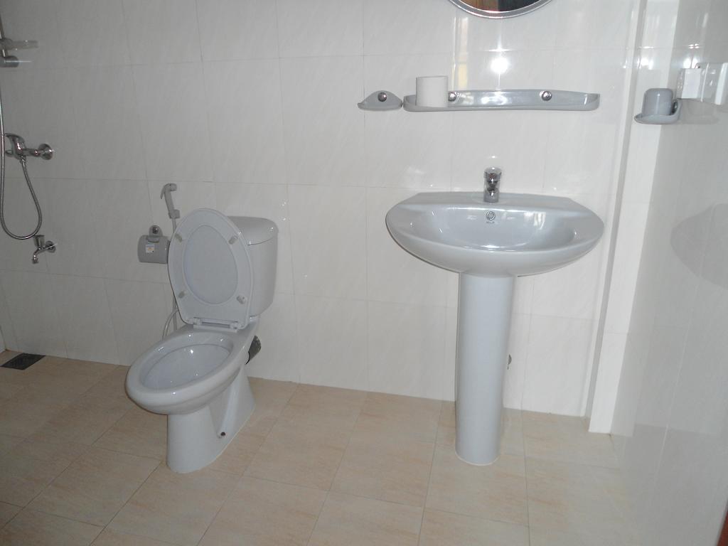 Main Reef Guest House Hikkaduwa Rom bilde
