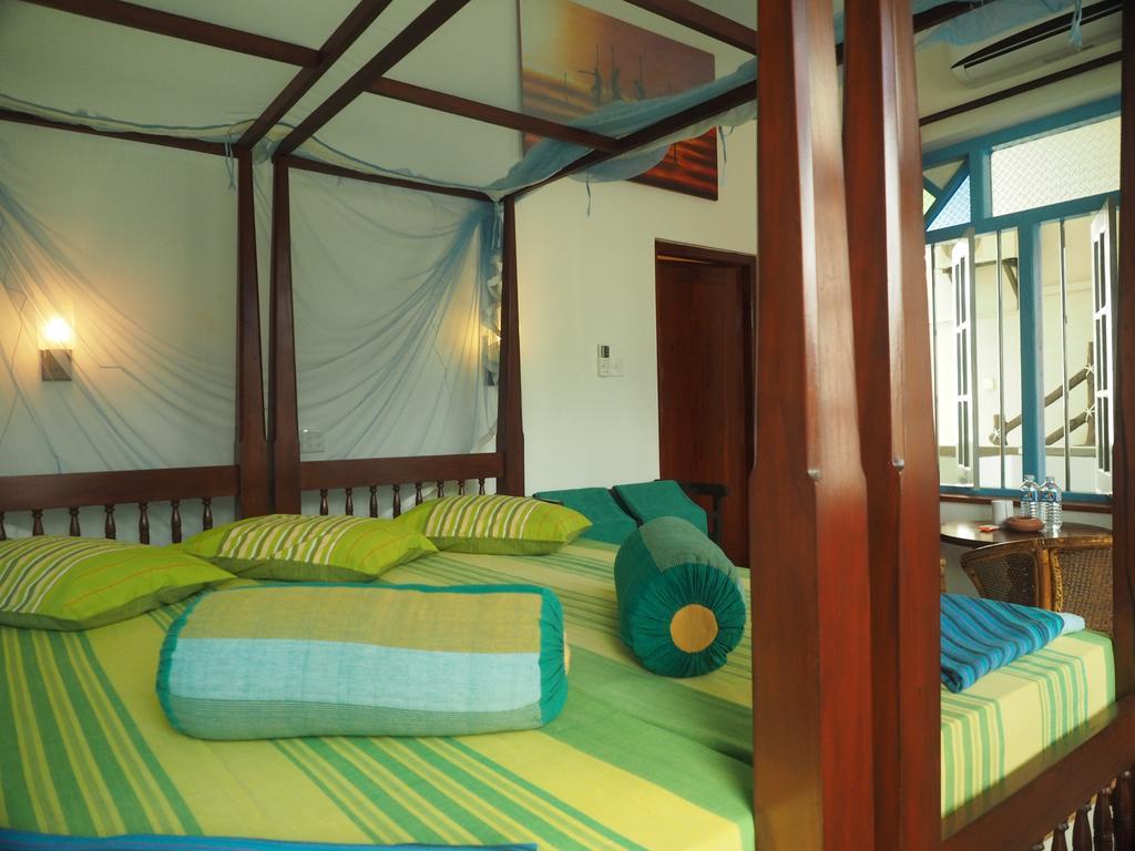 Main Reef Guest House Hikkaduwa Eksteriør bilde